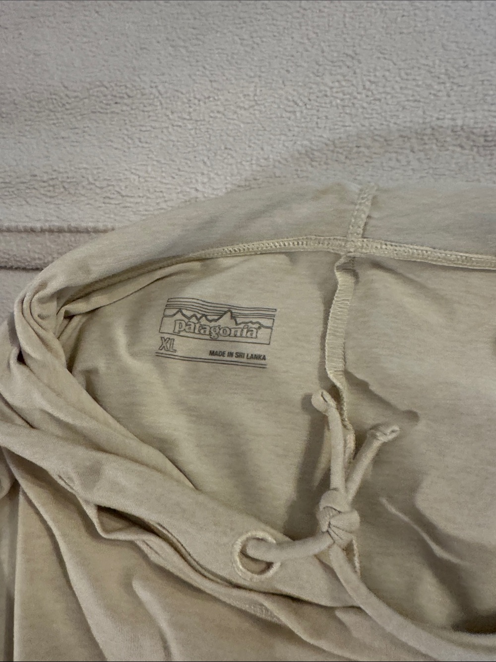 Patagonia Cream Hooded Pullover - Picture 2 of 3